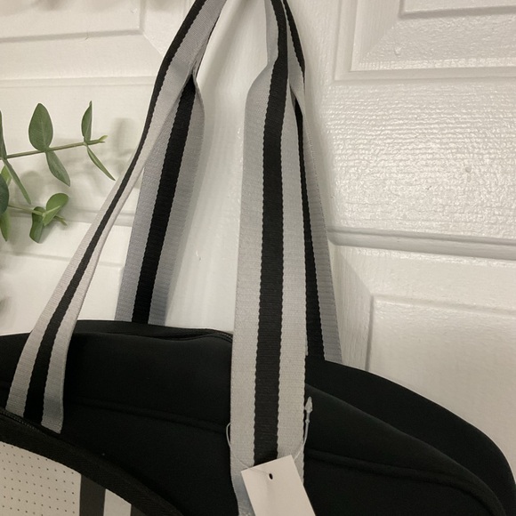 COCO STATE. Black and White Tote Bag with Stripes - Picture 4 of 8